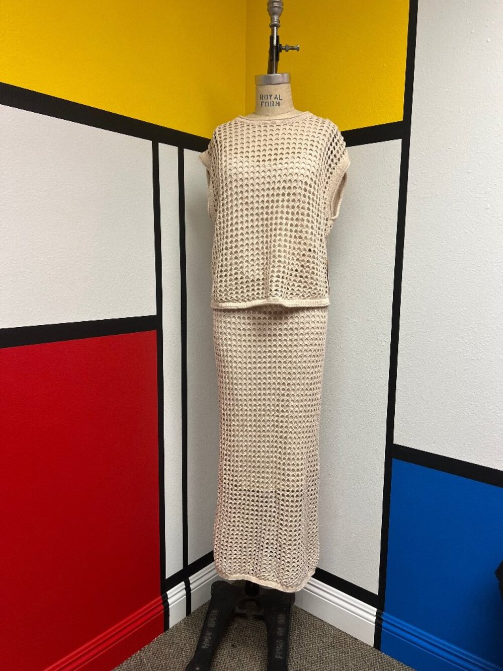 NWT Steve Madden Beige Crochet Knit Top and Maxi Skirt Set Medium $148